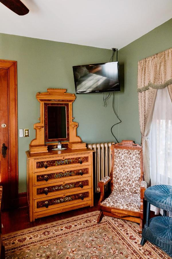 1897 Beekman House Bed And Breakfast Dundee Exteriér fotografie